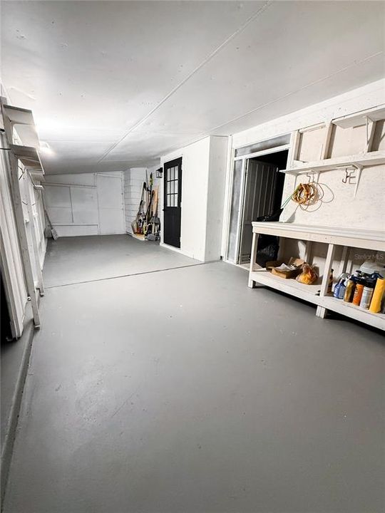 待售: $199,900 (2 贝兹, 1 浴室, 831 平方英尺)