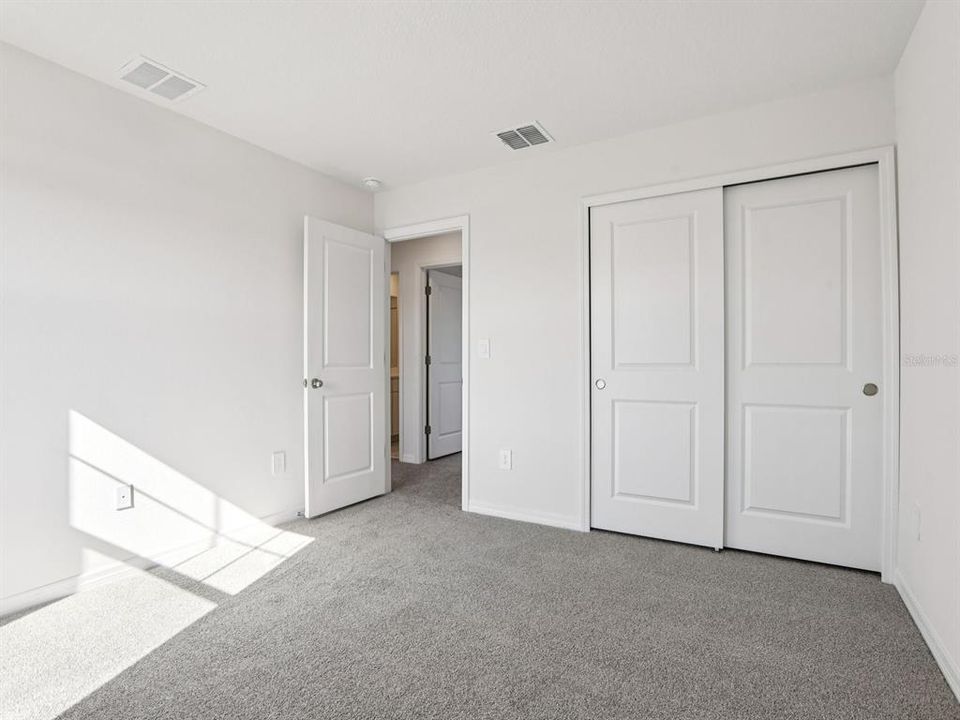 En Venta: $442,420 (4 camas, 2 baños, 2503 Pies cuadrados)