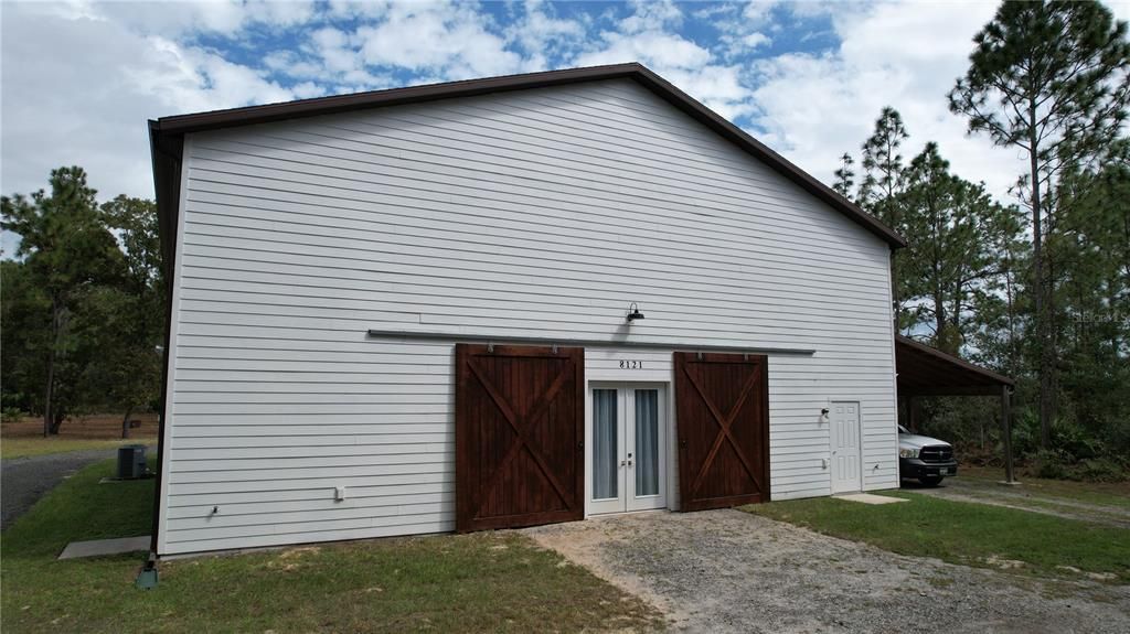 For Sale: $599,900 (2 beds, 2 baths, 800 Square Feet)