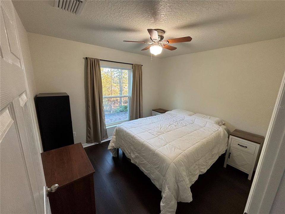 For Sale: $599,900 (2 beds, 2 baths, 800 Square Feet)