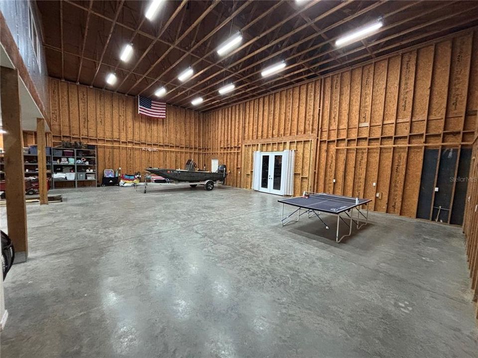 For Sale: $599,900 (2 beds, 2 baths, 800 Square Feet)