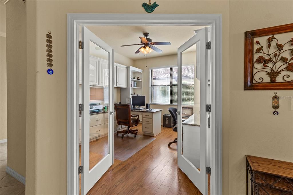 На продажу: $375,000 (2 спален, 2 ванн, 1525 Квадратных фут)