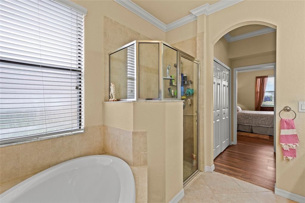 На продажу: $375,000 (2 спален, 2 ванн, 1525 Квадратных фут)