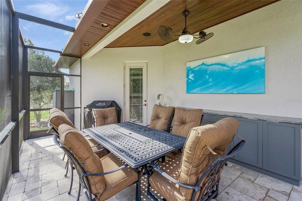 For Sale: $835,000 (3 beds, 3 baths, 2486 Square Feet)