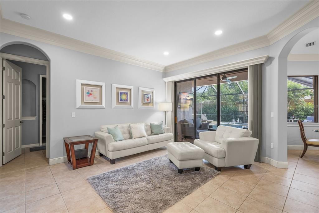 For Sale: $835,000 (3 beds, 3 baths, 2486 Square Feet)