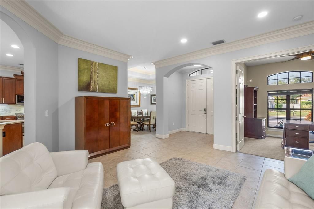 For Sale: $835,000 (3 beds, 3 baths, 2486 Square Feet)