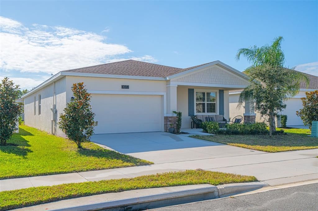 En Venta: $385,000 (4 camas, 3 baños, 2115 Pies cuadrados)