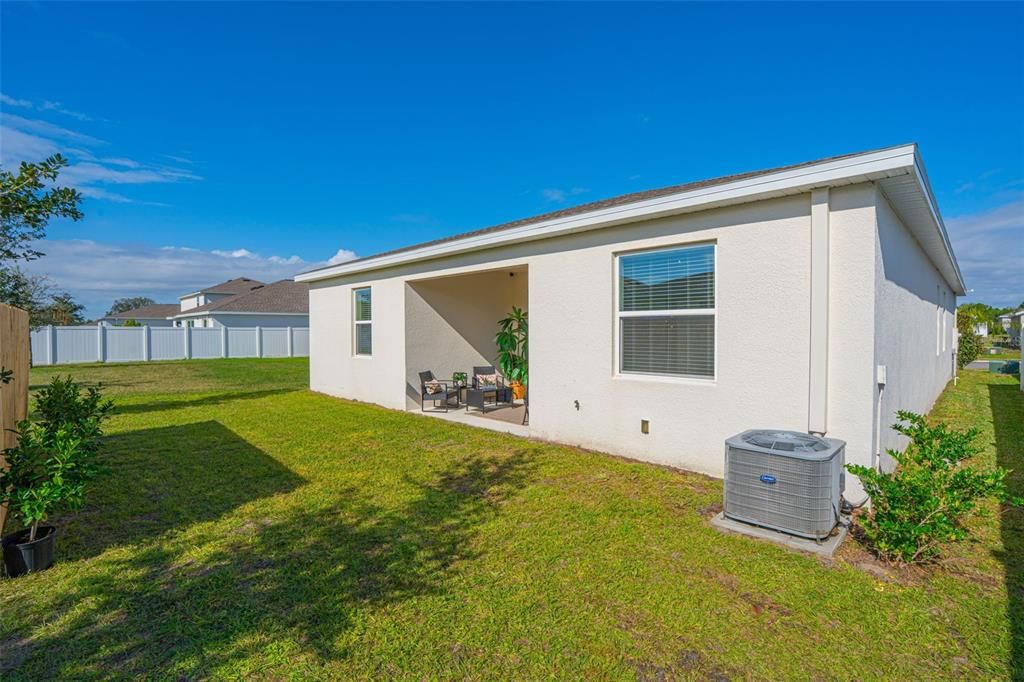 En Venta: $385,000 (4 camas, 3 baños, 2115 Pies cuadrados)