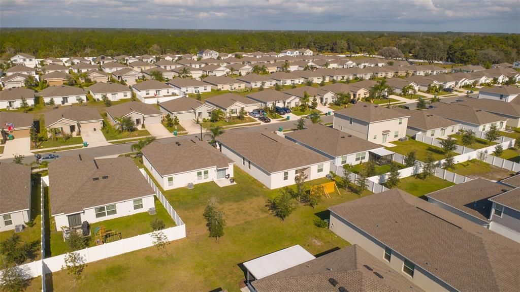 En Venta: $385,000 (4 camas, 3 baños, 2115 Pies cuadrados)