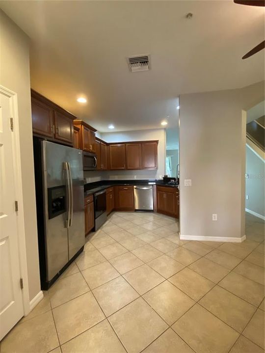 В аренду: $2,725 (3 спален, 2 ванн, 1993 Квадратных фут)