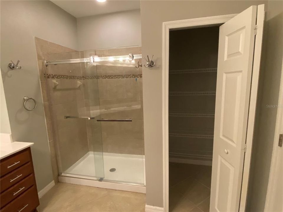 В аренду: $2,725 (3 спален, 2 ванн, 1993 Квадратных фут)