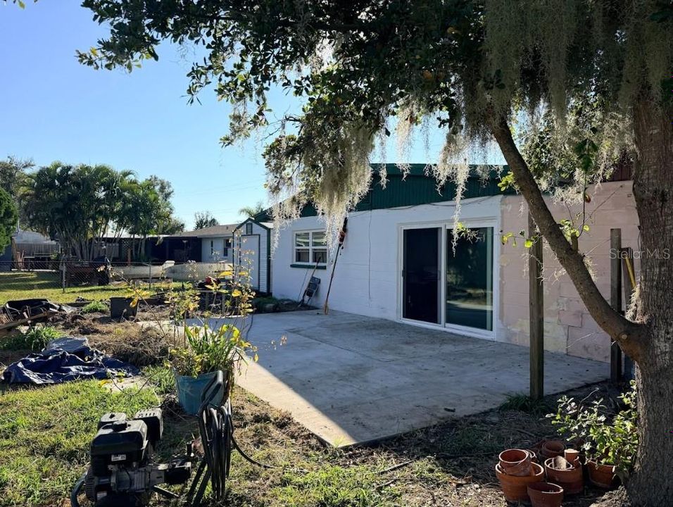 Под контрактом: $199,999 (3 спален, 2 ванн, 1403 Квадратных фут)