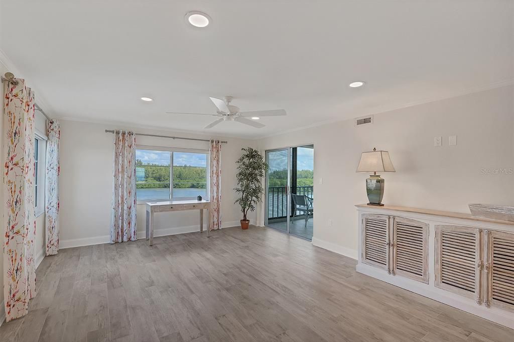 В аренду: $7,000 (2 спален, 2 ванн, 1380 Квадратных фут)