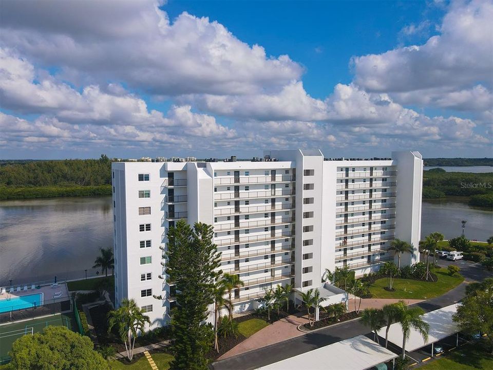 В аренду: $7,000 (2 спален, 2 ванн, 1380 Квадратных фут)