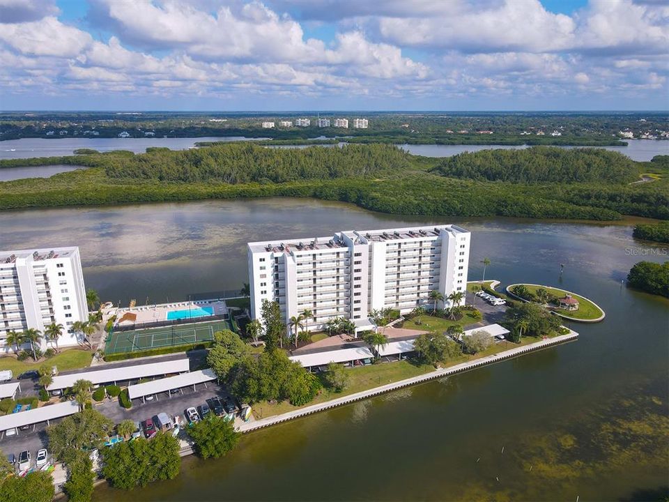 В аренду: $7,000 (2 спален, 2 ванн, 1380 Квадратных фут)