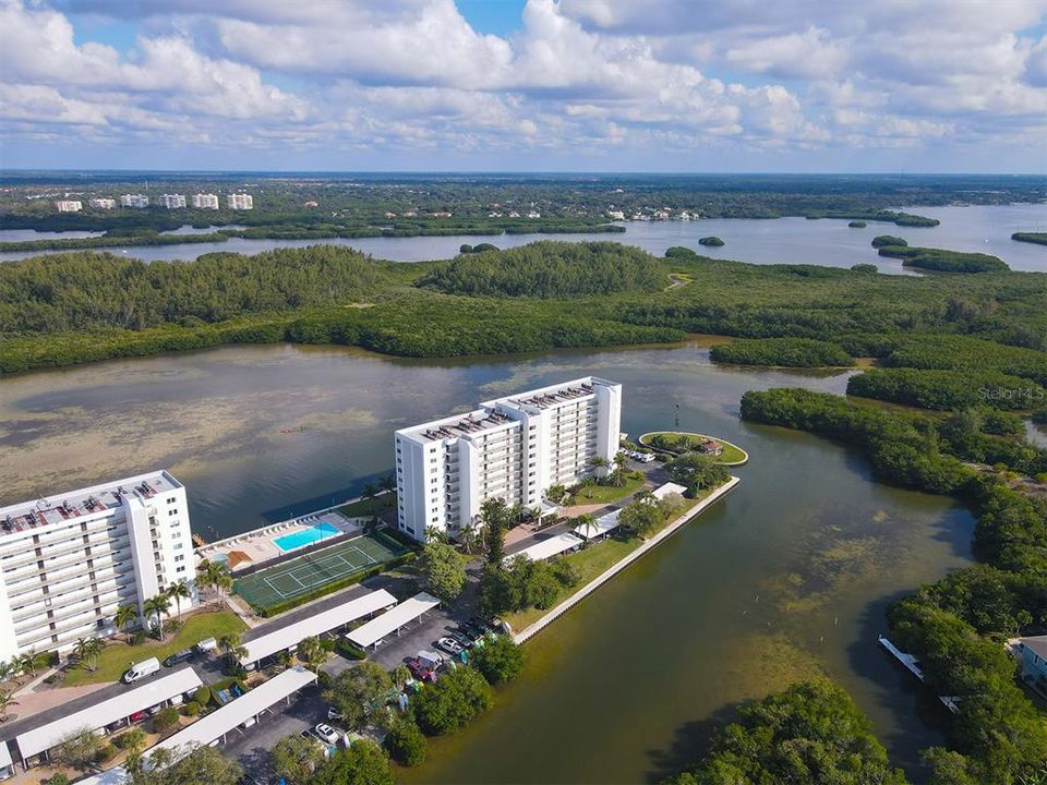 В аренду: $7,000 (2 спален, 2 ванн, 1380 Квадратных фут)