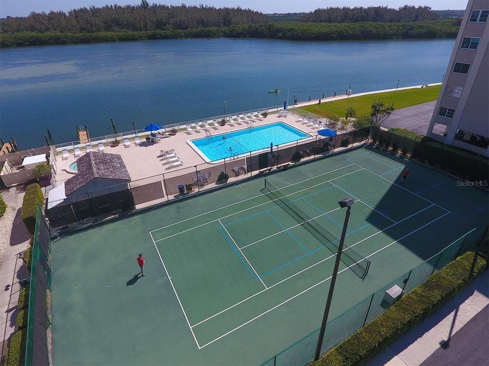 В аренду: $7,000 (2 спален, 2 ванн, 1380 Квадратных фут)