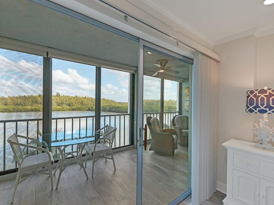 В аренду: $7,000 (2 спален, 2 ванн, 1380 Квадратных фут)