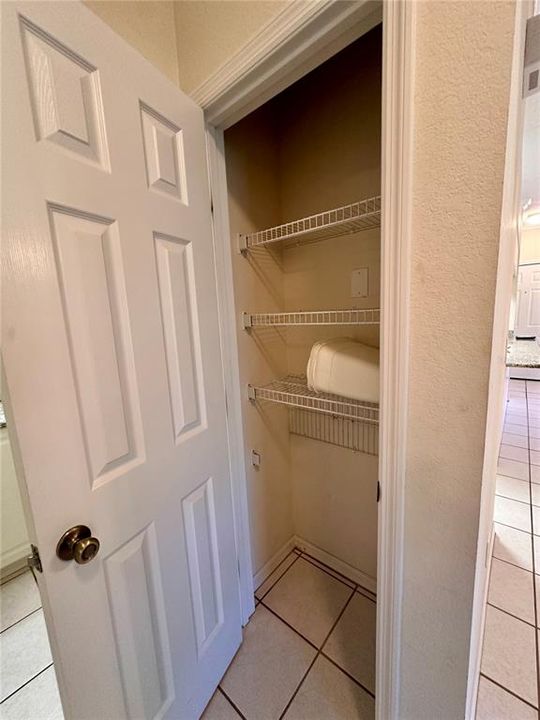 For Rent: $1,400 (2 beds, 2 baths, 1017 Square Feet)