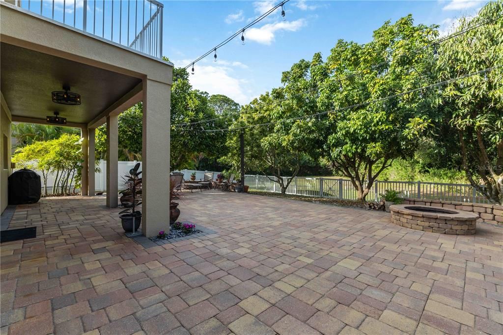 For Sale: $579,000 (4 beds, 3 baths, 3270 Square Feet)