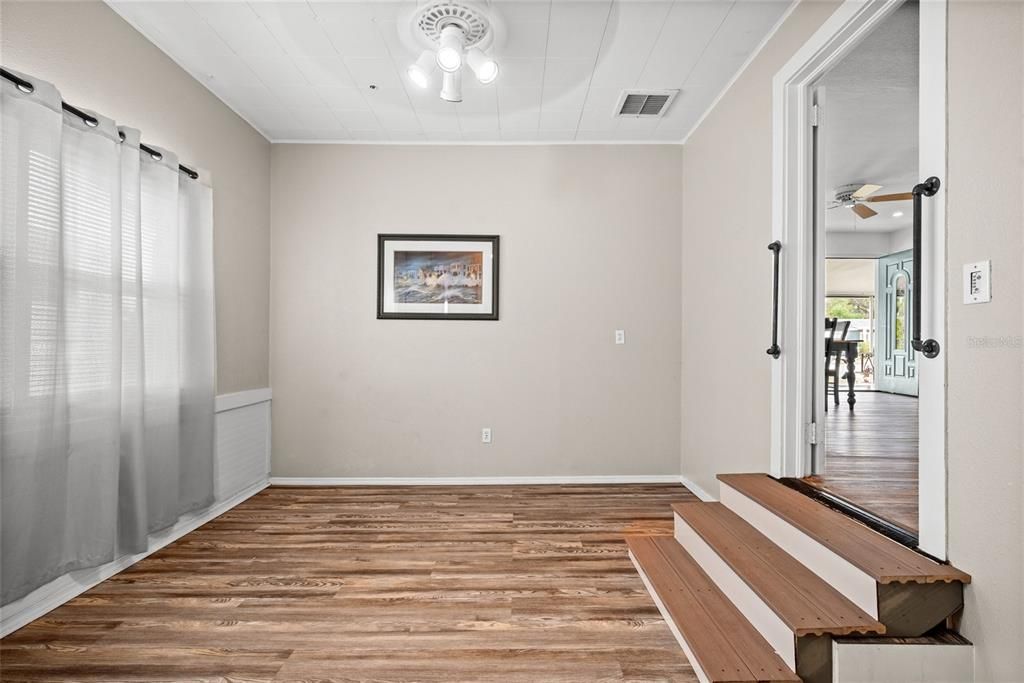 For Sale: $429,000 (3 beds, 2 baths, 1451 Square Feet)