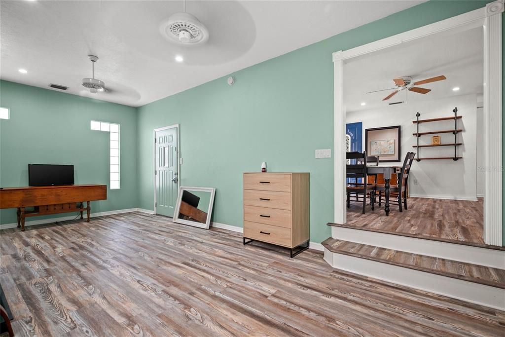 For Sale: $429,000 (3 beds, 2 baths, 1451 Square Feet)