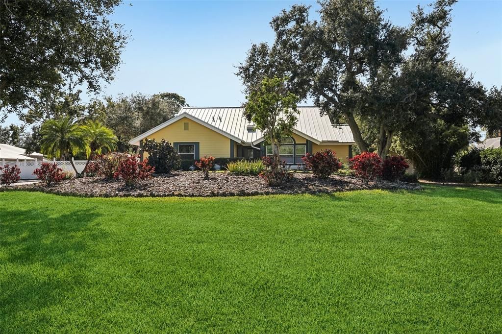 На продажу: $724,500 (3 спален, 2 ванн, 2214 Квадратных фут)