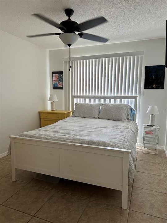 For Rent: $2,500 (1 beds, 1 baths, 703 Square Feet)