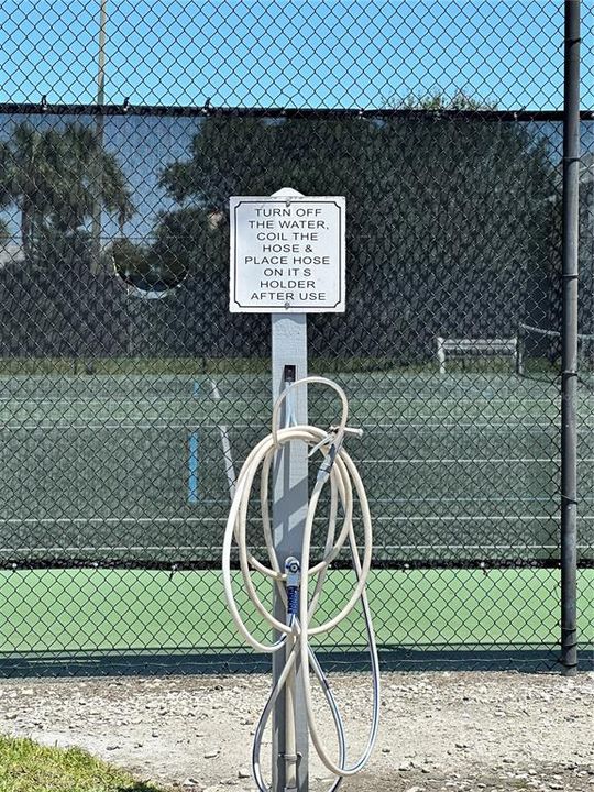 For Rent: $2,500 (1 beds, 1 baths, 703 Square Feet)