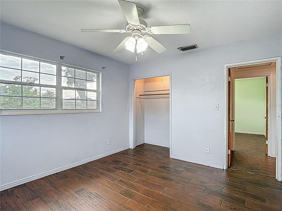 На продажу: $379,900 (3 спален, 2 ванн, 1366 Квадратных фут)