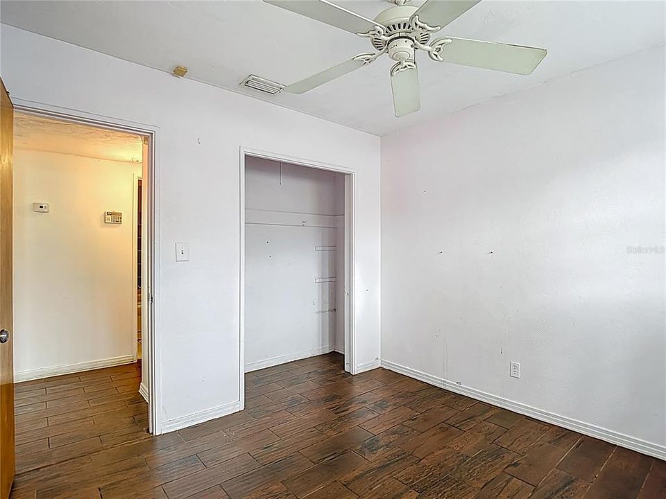 На продажу: $379,900 (3 спален, 2 ванн, 1366 Квадратных фут)