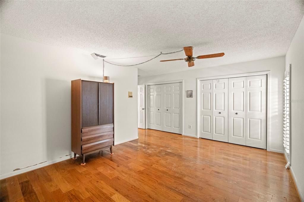 На продажу: $525,000 (3 спален, 2 ванн, 1965 Квадратных фут)