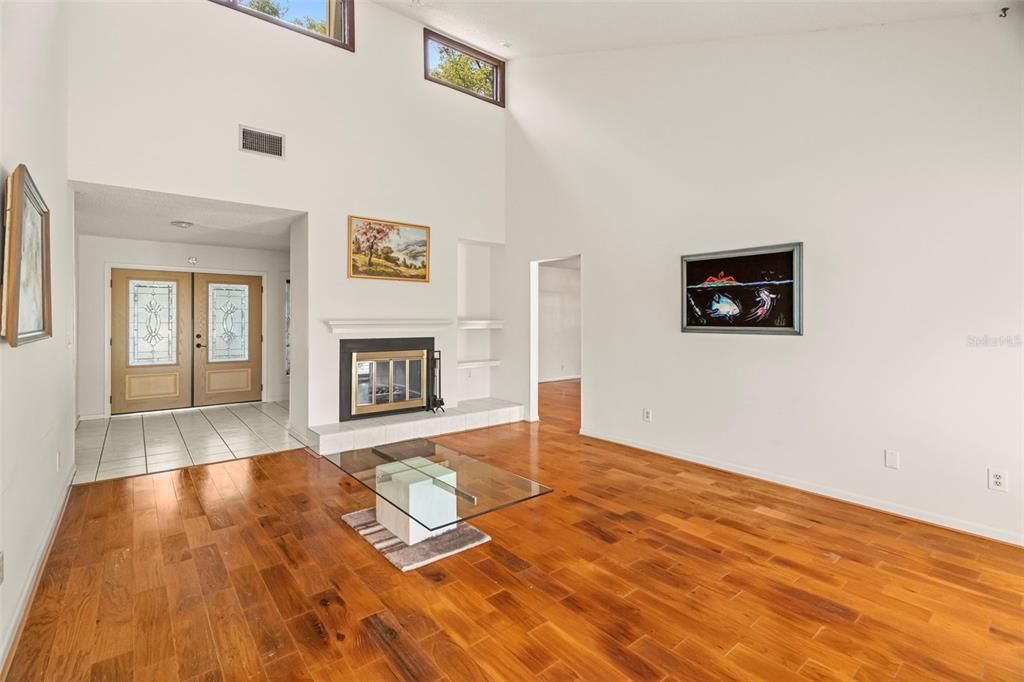 На продажу: $525,000 (3 спален, 2 ванн, 1965 Квадратных фут)