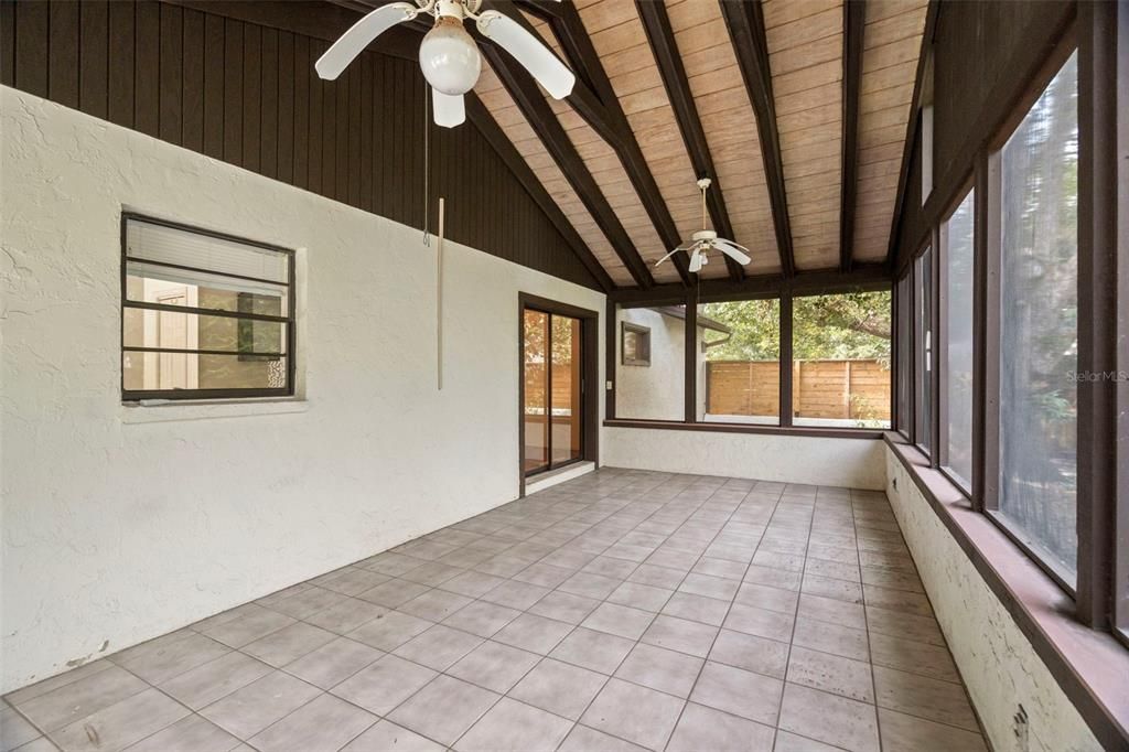 На продажу: $525,000 (3 спален, 2 ванн, 1965 Квадратных фут)