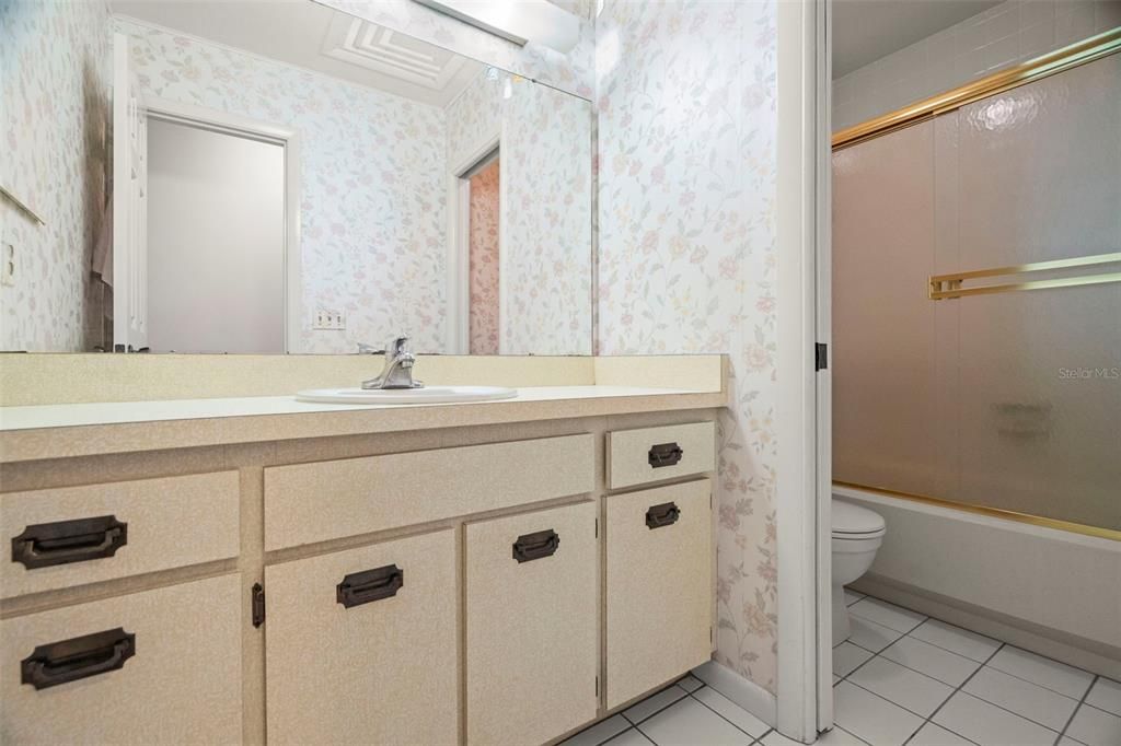 На продажу: $525,000 (3 спален, 2 ванн, 1965 Квадратных фут)