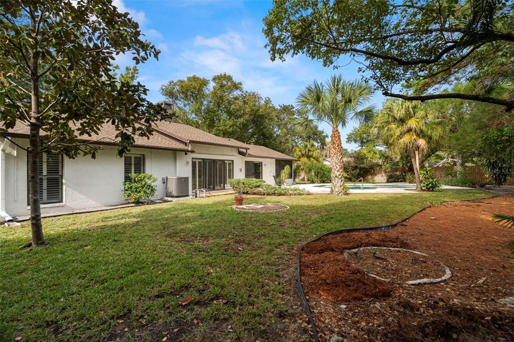 На продажу: $525,000 (3 спален, 2 ванн, 1965 Квадратных фут)