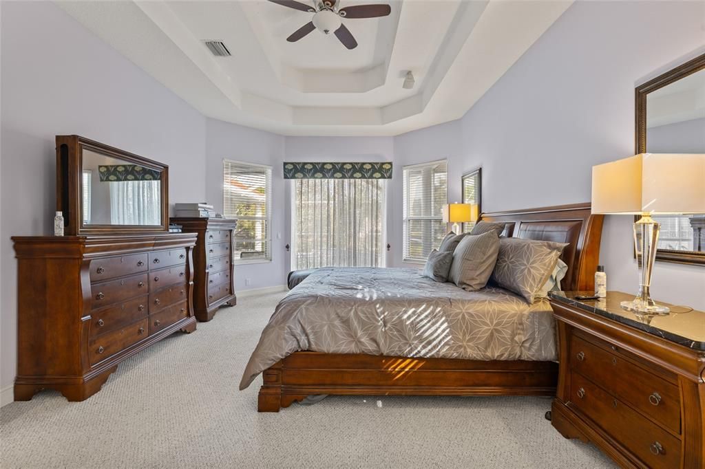 На продажу: $1,350,000 (4 спален, 4 ванн, 3464 Квадратных фут)