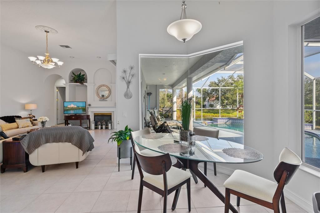 На продажу: $1,350,000 (4 спален, 4 ванн, 3464 Квадратных фут)