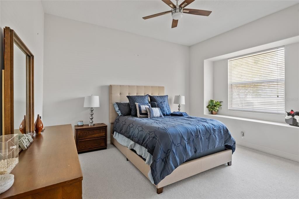 На продажу: $1,350,000 (4 спален, 4 ванн, 3464 Квадратных фут)