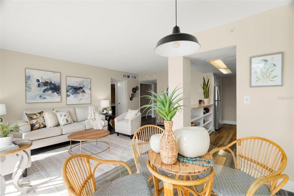 For Sale: $295,999 (2 beds, 2 baths, 1045 Square Feet)