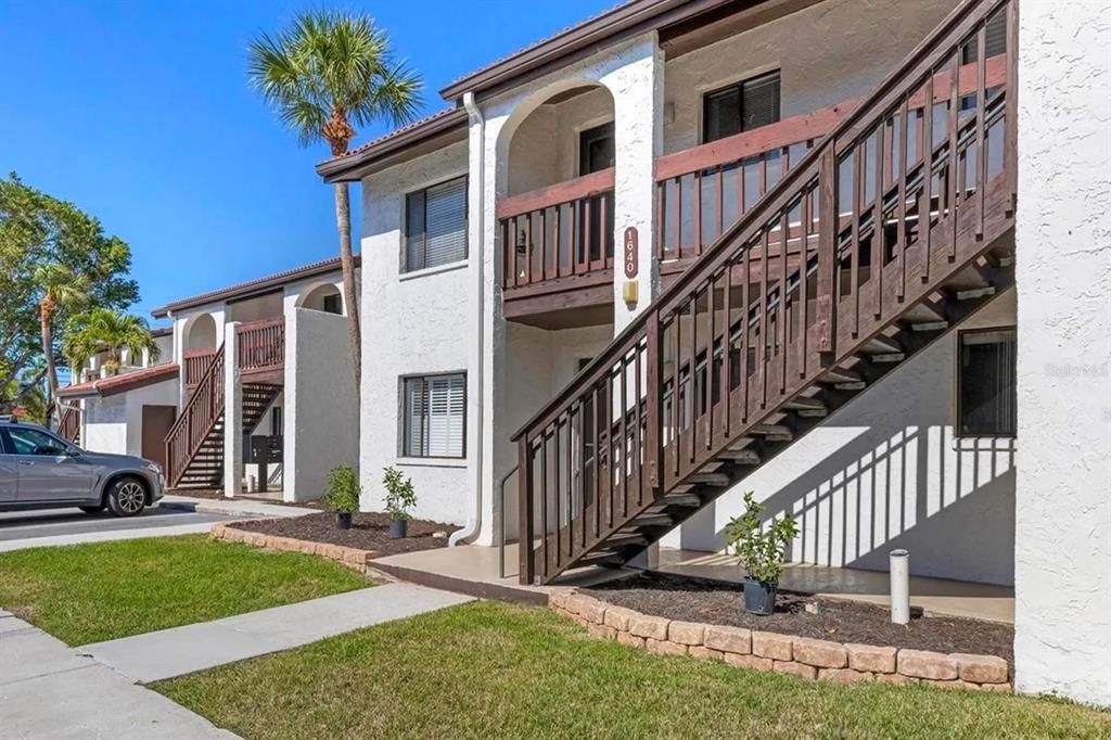 出租: $2,300 (2 贝兹, 2 浴室, 1101 平方英尺)