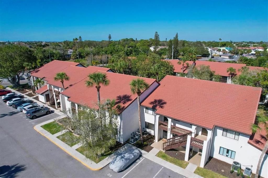 出租: $2,300 (2 贝兹, 2 浴室, 1101 平方英尺)