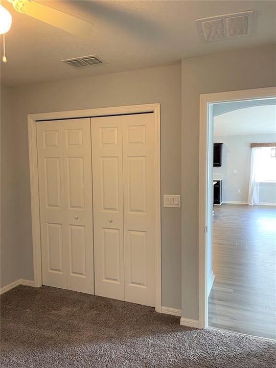 En Renta: $2,595 (4 camas, 2 baños, 1717 Pies cuadrados)