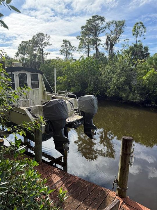 На продажу: $289,000 (3 спален, 2 ванн, 1269 Квадратных фут)