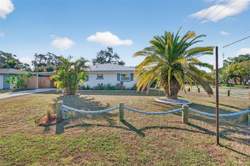 На продажу: $415,000 (2 спален, 1 ванн, 1187 Квадратных фут)