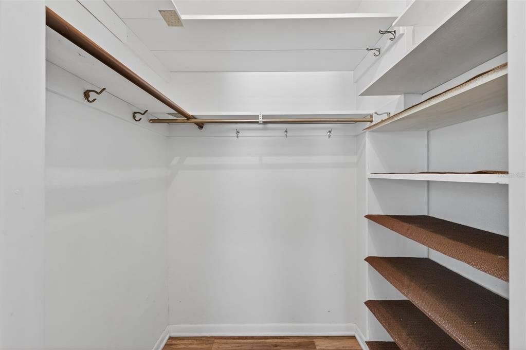 На продажу: $415,000 (2 спален, 1 ванн, 1187 Квадратных фут)