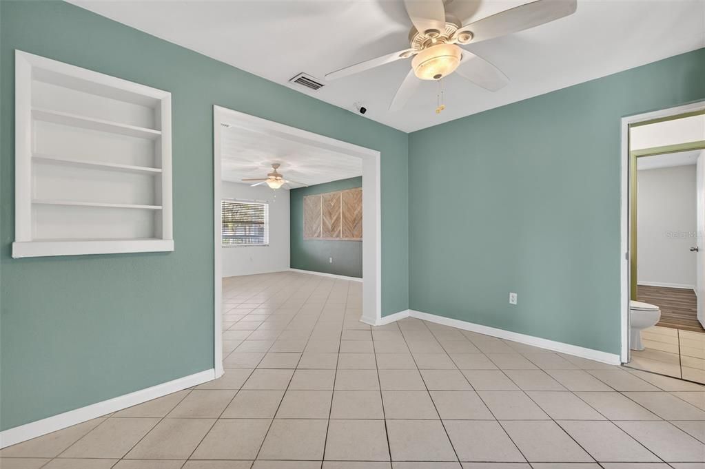 На продажу: $415,000 (2 спален, 1 ванн, 1187 Квадратных фут)