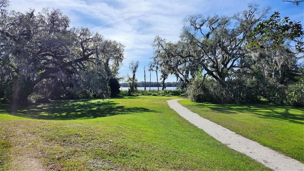 For Rent: $1,950 (3 beds, 2 baths, 1634 Square Feet)