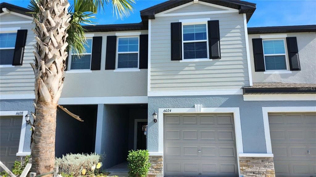 For Rent: $1,950 (3 beds, 2 baths, 1634 Square Feet)