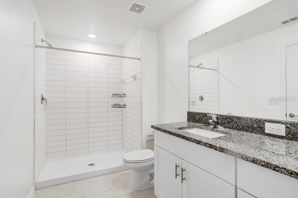 For Rent: $1,950 (3 beds, 2 baths, 1634 Square Feet)